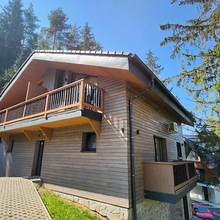 Styri Smreky Apartman *